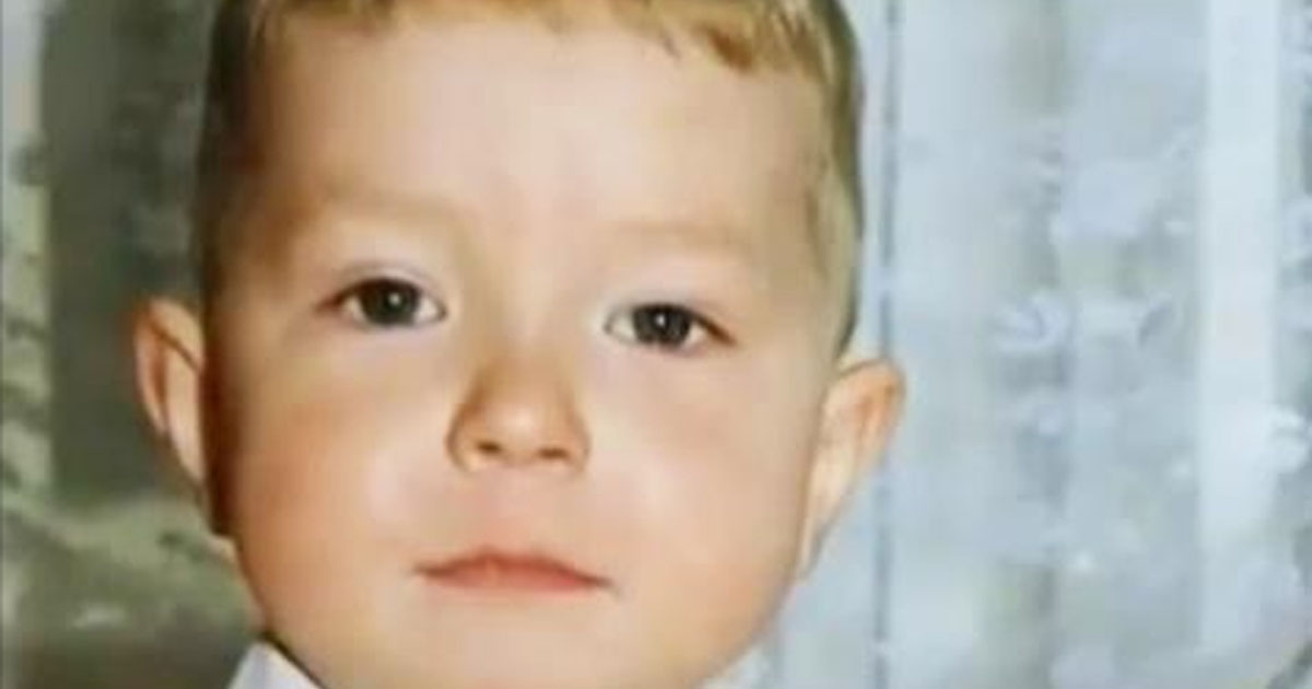 Влад Кудряшов — мальчик, который с 8 лет ухаживал за своей парализованой мамой